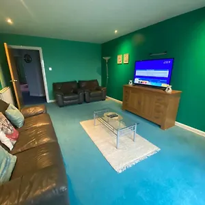 Comfortable, Self Contained 2 Double Beds Town Near Pittodrie Stadium Apartment Aberdeen
