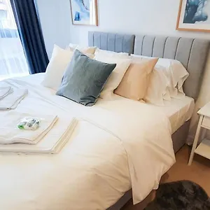  Apartment Lovely Flat In Kiln Close With Free Parking
